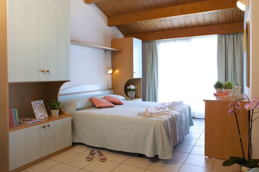 Hotel Lungomare Cattolica Exteriör bild