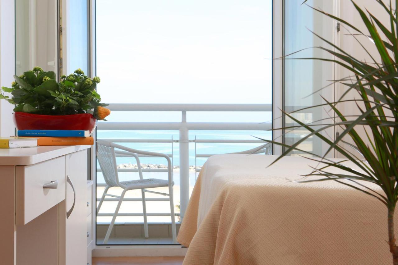 Hotel Lungomare Cattolica Exteriör bild